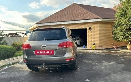 Volkswagen Touareg III, 2012 год, 1 850 000 рублей, 3 фотография