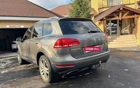Volkswagen Touareg III, 2012 год, 1 850 000 рублей, 2 фотография