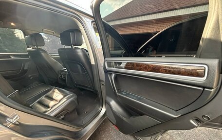 Volkswagen Touareg III, 2012 год, 1 850 000 рублей, 12 фотография