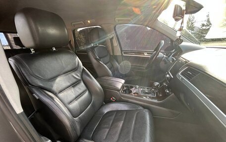 Volkswagen Touareg III, 2012 год, 1 850 000 рублей, 16 фотография