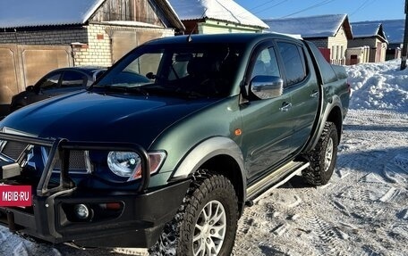 Mitsubishi L200 IV рестайлинг, 2007 год, 1 300 000 рублей, 2 фотография