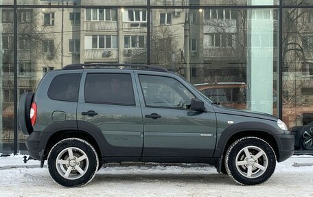 Chevrolet Niva I рестайлинг, 2018 год, 774 000 рублей, 4 фотография