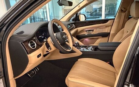 Bentley Bentayga I, 2025 год, 40 020 000 рублей, 6 фотография