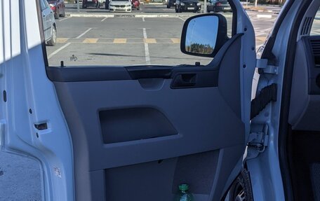 Volkswagen Transporter T5 рестайлинг, 2009 год, 1 200 000 рублей, 9 фотография