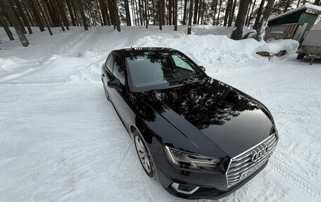 Audi A4, 2019 год, 1 990 000 рублей, 7 фотография