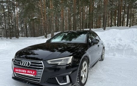 Audi A4, 2019 год, 1 990 000 рублей, 3 фотография
