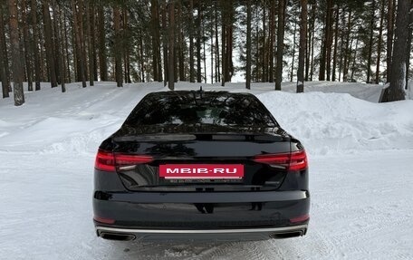 Audi A4, 2019 год, 1 990 000 рублей, 14 фотография