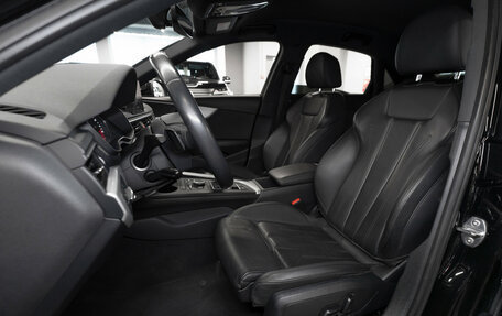 Audi A4, 2019 год, 2 860 000 рублей, 9 фотография