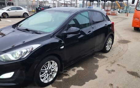 Hyundai i30 II рестайлинг, 2013 год, 1 080 000 рублей, 2 фотография