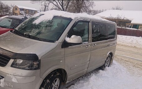 Volkswagen Multivan T5, 2003 год, 800 000 рублей, 2 фотография