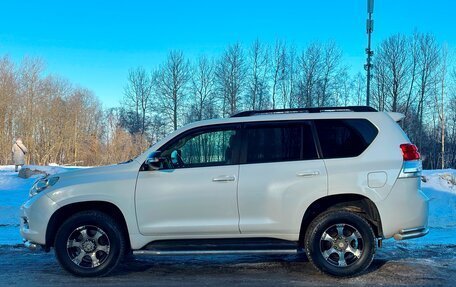 Toyota Land Cruiser Prado 150 рестайлинг 2, 2010 год, 2 380 000 рублей, 8 фотография