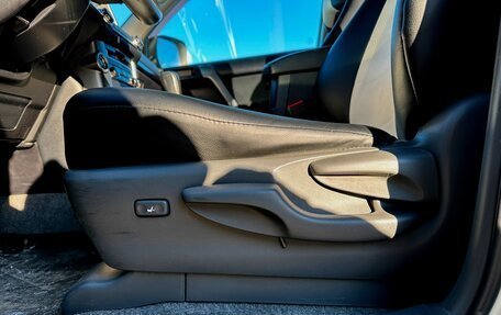 Toyota Land Cruiser Prado 150 рестайлинг 2, 2010 год, 2 380 000 рублей, 17 фотография