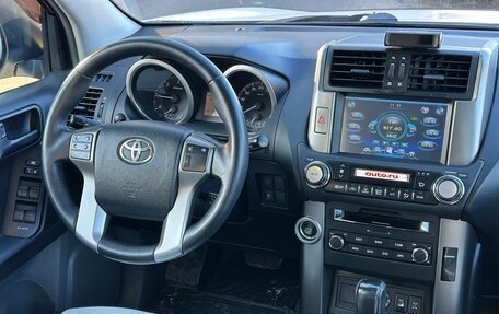 Toyota Land Cruiser Prado 150 рестайлинг 2, 2010 год, 2 380 000 рублей, 19 фотография