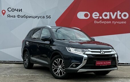 Mitsubishi Outlander III рестайлинг 3, 2017 год, 2 250 000 рублей, 3 фотография