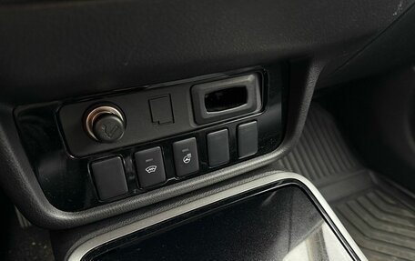 Mitsubishi Outlander III рестайлинг 3, 2017 год, 2 250 000 рублей, 12 фотография