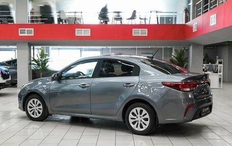 KIA Rio IV, 2018 год, 905 000 рублей, 4 фотография