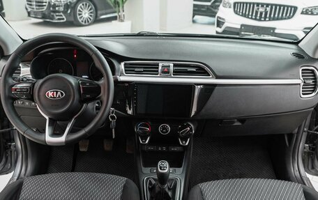 KIA Rio IV, 2018 год, 905 000 рублей, 9 фотография
