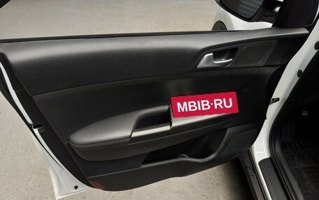 KIA Sportage IV рестайлинг, 2022 год, 2 800 000 рублей, 14 фотография