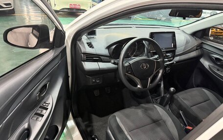 Toyota Vios III, 2022 год, 1 150 000 рублей, 8 фотография