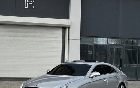 Mercedes-Benz CLS, 2004 год, 940 000 рублей, 1 фотография