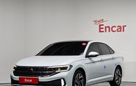 Volkswagen Jetta VII, 2023 год, 2 117 000 рублей, 1 фотография