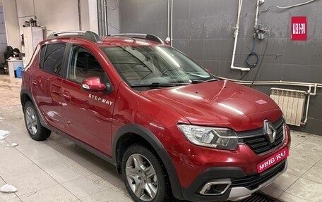 Renault Sandero II рестайлинг, 2019 год, 1 349 000 рублей, 1 фотография