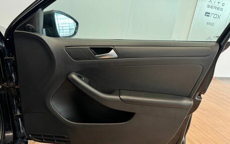 Volkswagen Jetta VI, 2014 год, 920 000 рублей, 15 фотография