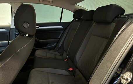 Volkswagen Passat B8 рестайлинг, 2016 год, 1 470 000 рублей, 22 фотография