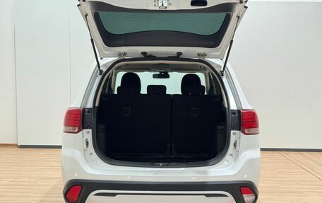 Mitsubishi Outlander III рестайлинг 3, 2019 год, 2 120 000 рублей, 17 фотография