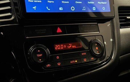 Mitsubishi Outlander III рестайлинг 3, 2019 год, 2 120 000 рублей, 19 фотография