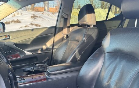 Lexus IS II рестайлинг 2, 2007 год, 1 150 000 рублей, 17 фотография