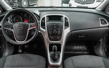 Opel Astra J, 2011 год, 695 000 рублей, 8 фотография