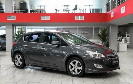 Opel Astra J, 2011 год, 695 000 рублей, 3 фотография