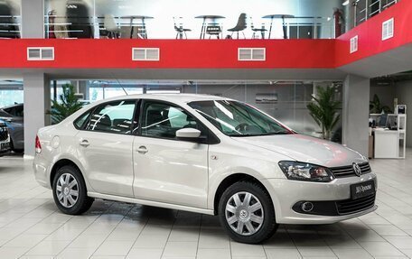 Volkswagen Polo VI (EU Market), 2010 год, 645 000 рублей, 3 фотография