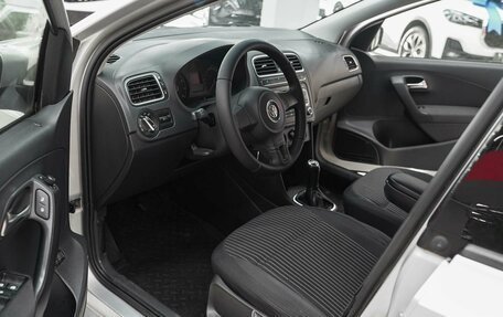 Volkswagen Polo VI (EU Market), 2010 год, 645 000 рублей, 8 фотография