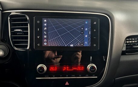 Mitsubishi Outlander III рестайлинг 3, 2021 год, 2 535 000 рублей, 16 фотография