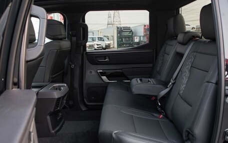 Toyota Tundra, 2025 год, 8 914 000 рублей, 25 фотография