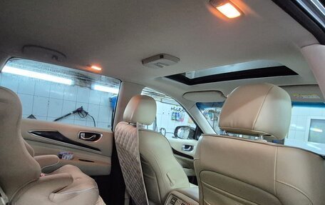 Infiniti QX60 I рестайлинг, 2017 год, 3 500 000 рублей, 32 фотография