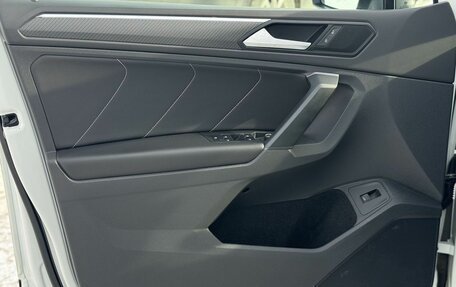 Volkswagen Tiguan II, 2021 год, 4 200 000 рублей, 13 фотография