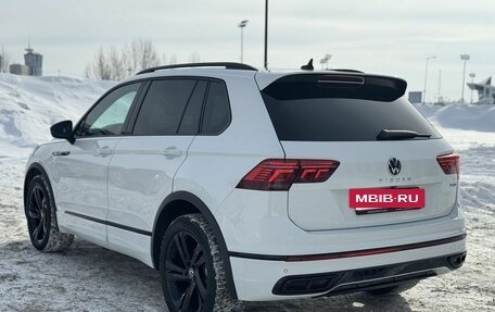 Volkswagen Tiguan II, 2021 год, 4 200 000 рублей, 4 фотография