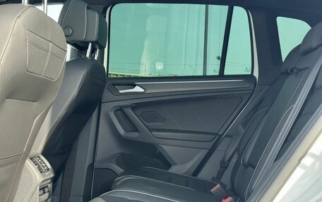 Volkswagen Tiguan II, 2021 год, 4 200 000 рублей, 31 фотография