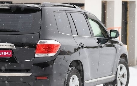 Toyota Highlander III, 2013 год, 2 200 000 рублей, 3 фотография