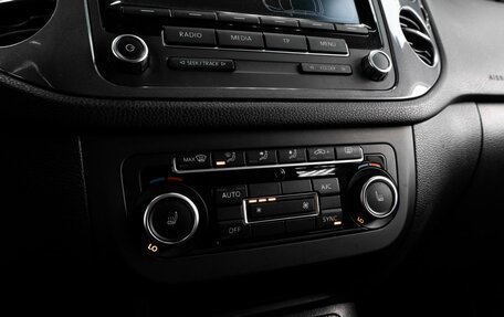 Volkswagen Tiguan I, 2012 год, 1 199 000 рублей, 16 фотография