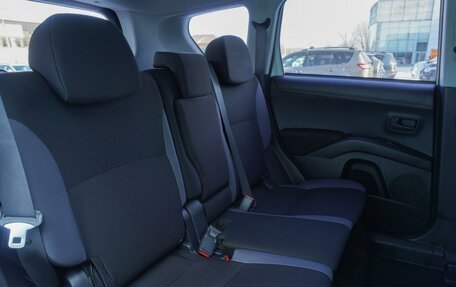 Mitsubishi Outlander III рестайлинг 3, 2012 год, 1 365 000 рублей, 13 фотография