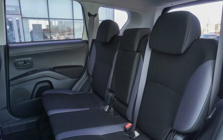 Mitsubishi Outlander III рестайлинг 3, 2012 год, 1 365 000 рублей, 16 фотография