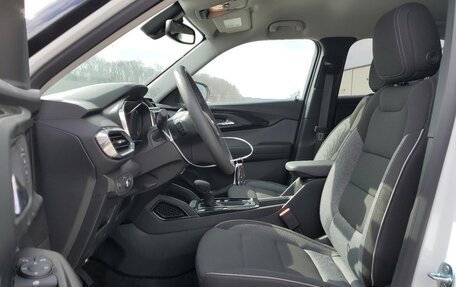 Chevrolet TrailBlazer, 2023 год, 2 000 000 рублей, 7 фотография