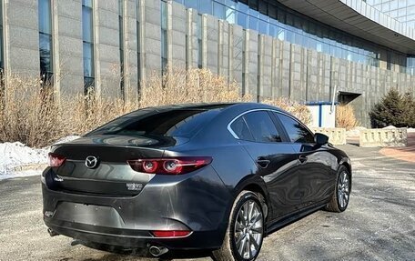 Mazda 3, 2022 год, 1 800 000 рублей, 5 фотография