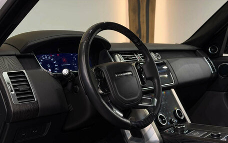 Land Rover Range Rover IV рестайлинг, 2018 год, 7 100 000 рублей, 9 фотография