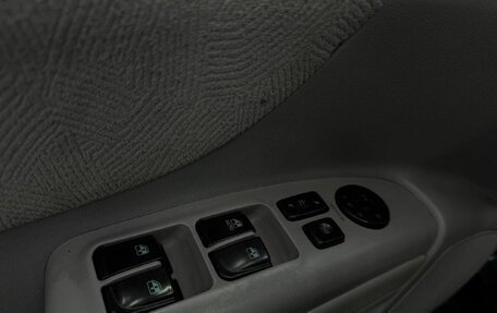 Hyundai Sonata VI, 2005 год, 499 888 рублей, 13 фотография