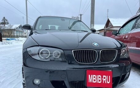 BMW 1 серия, 2006 год, 710 000 рублей, 8 фотография